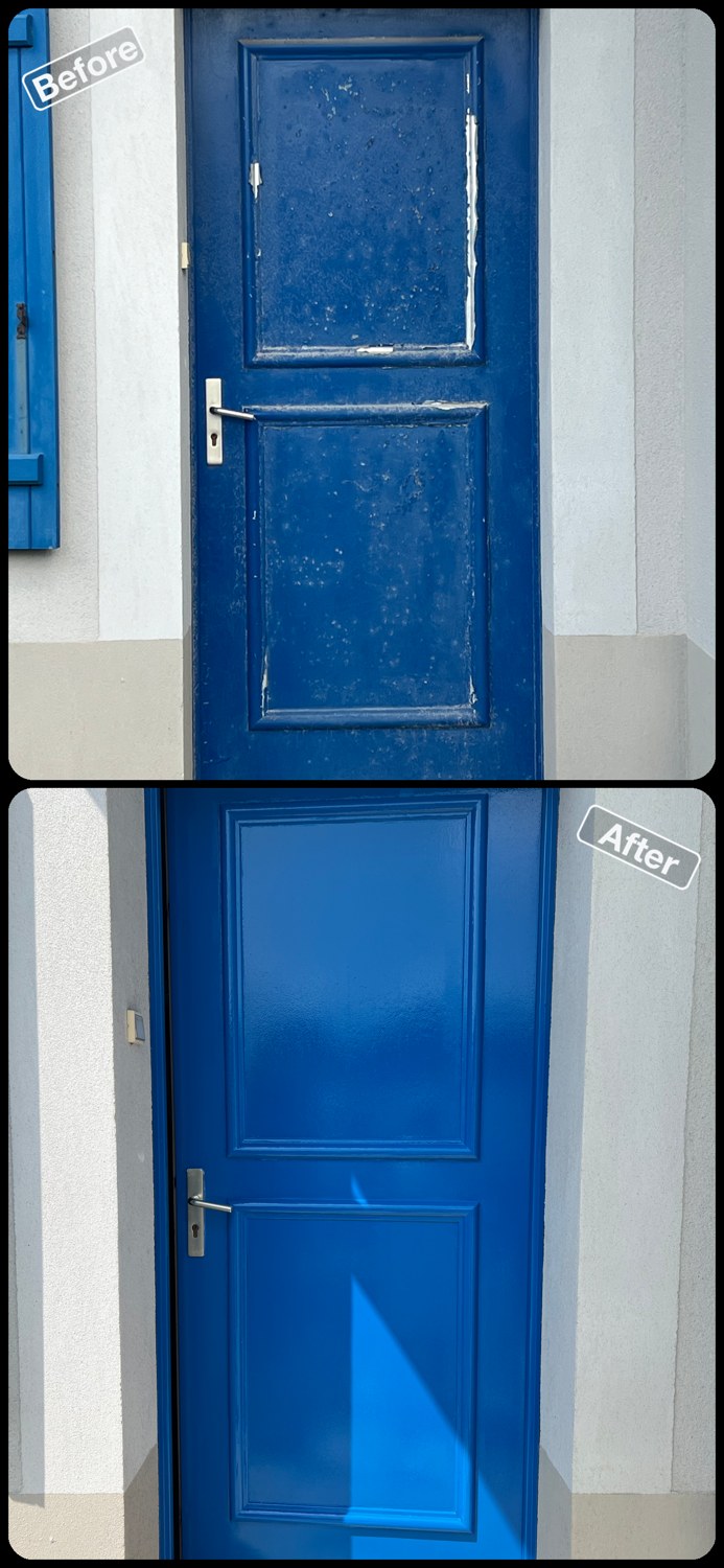 Porte bleue avant et après rénovation